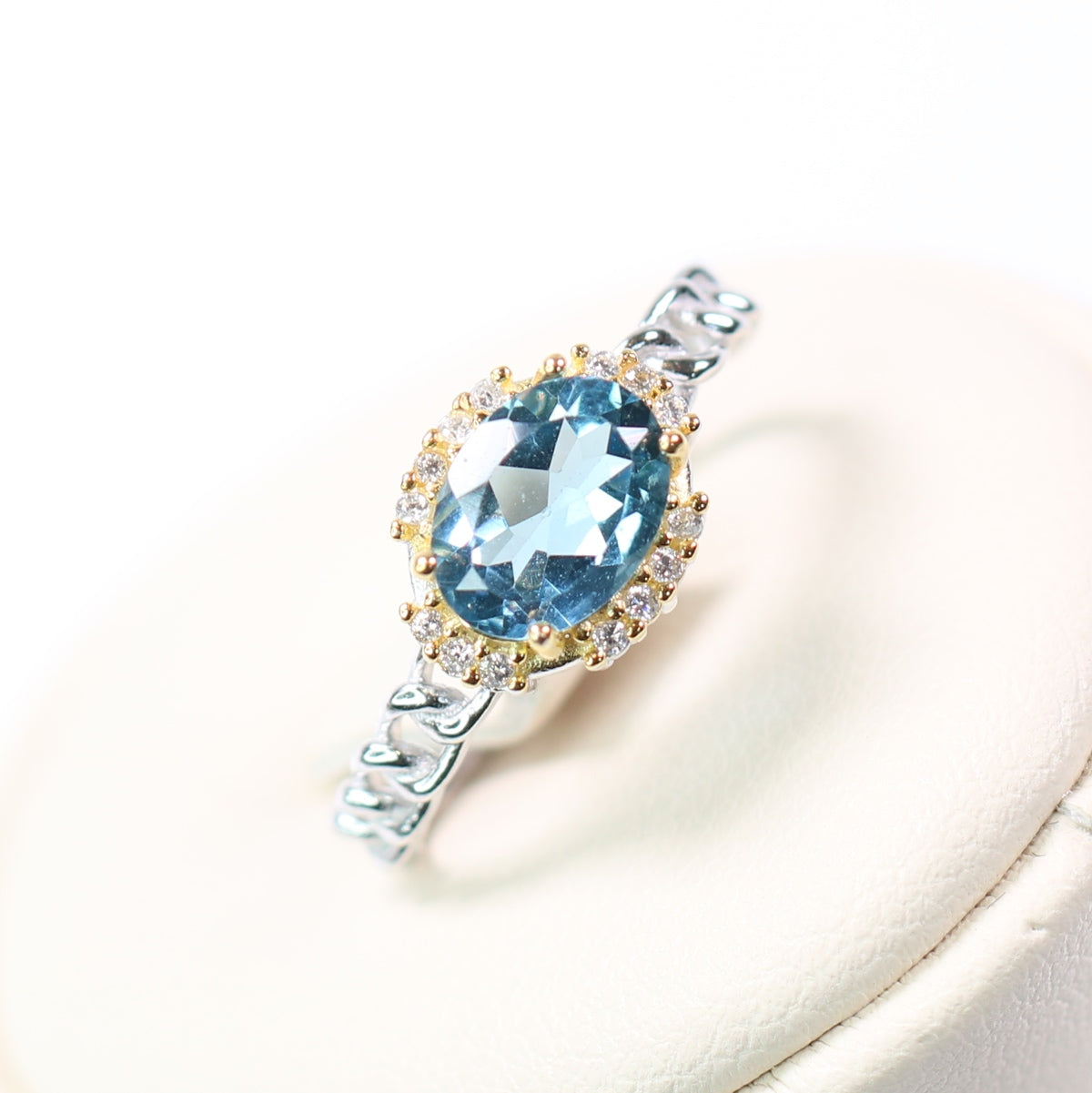 BK2068-22 S925 Silver 1CT Natural Topaz Ring Lodon Blue Oval cutting