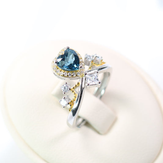 BK2068-10 S925 Silver Natural Topaz Ring London Blue Heart Cutting