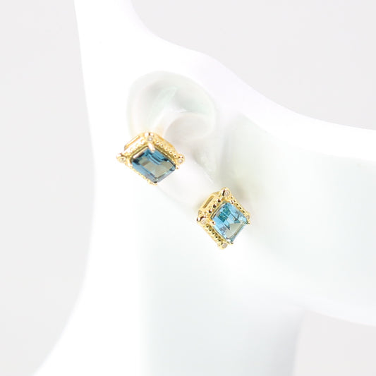 BR2203-32 S925 Silver Natural Topaz London Blue Ear Studs