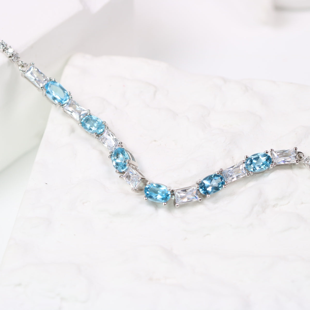 DP1144-4 S925 Silver Natural Topaz Bracelet