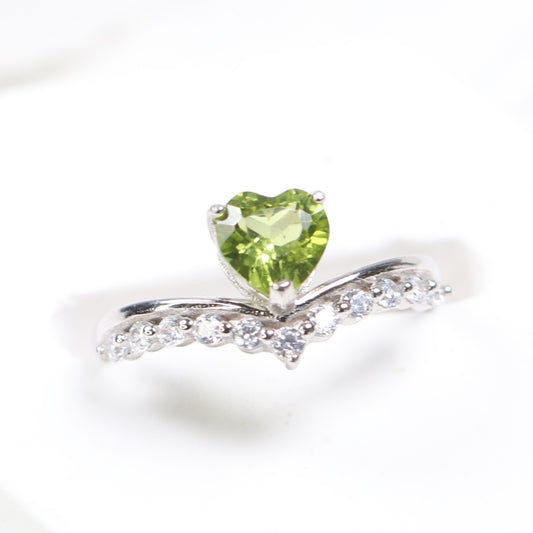 S925 Silver Natural Peridot Ring Heart Shape