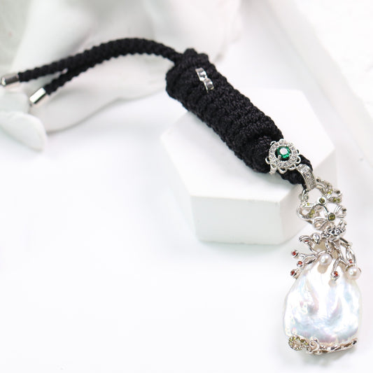 Exclusive Natural Baroque Pearl Pendent with Gem Stone