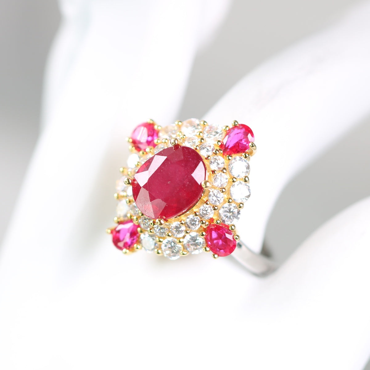 JR3650 S925 Silver Natural Ruby Ring 3CT