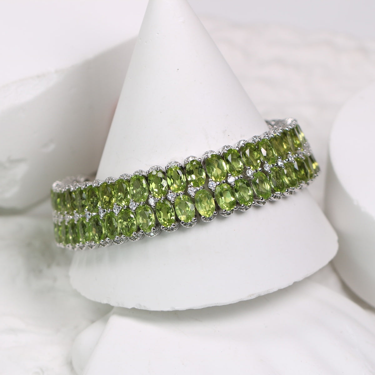 ONE S925 Silver Natural Peridot Bracelet