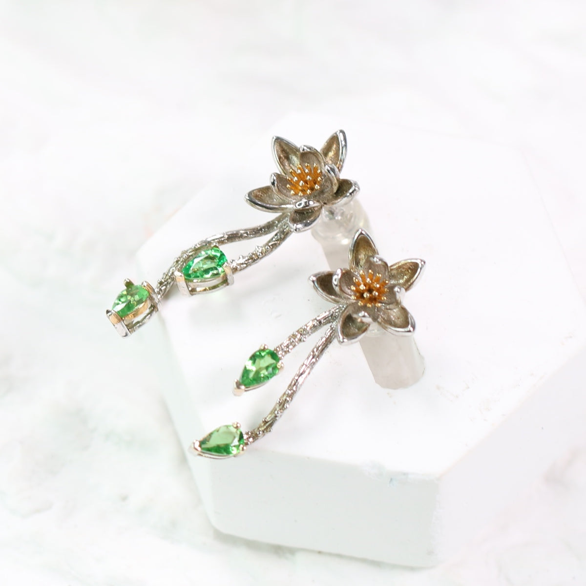 ONE S925 Silver Natural Diopside earring