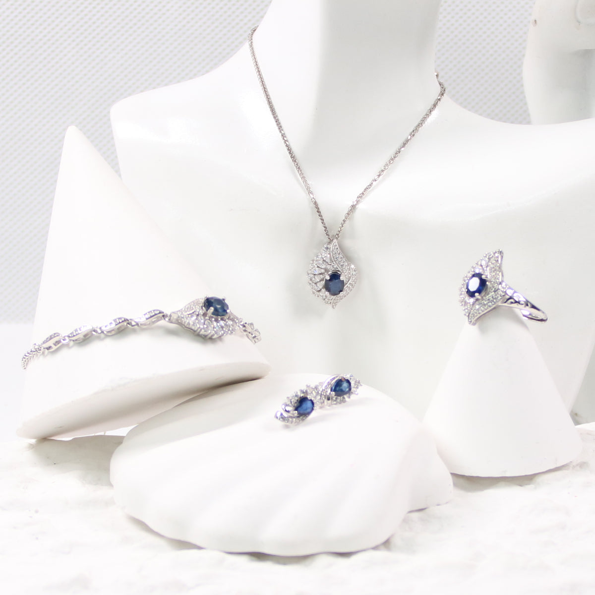 S925 Natural Sapphire Full Necklace Ring Bracelet and ear stud full set