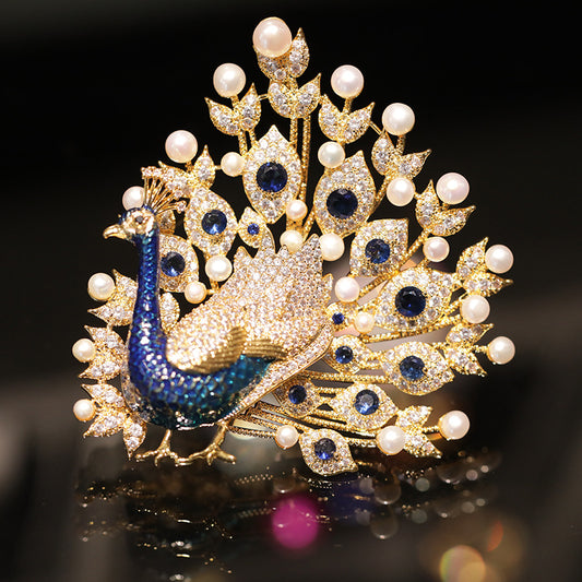 New TS002 Designer Brooch Peacock spreading Natural Pearl CZ stone