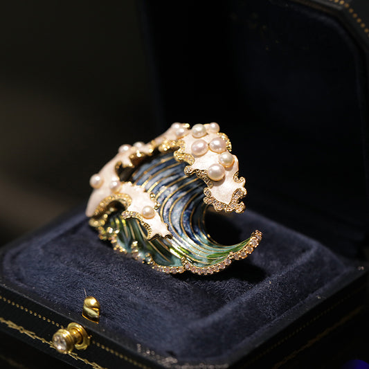 New TS004 Designer Brooch Wave Natural Pearl CZ stone